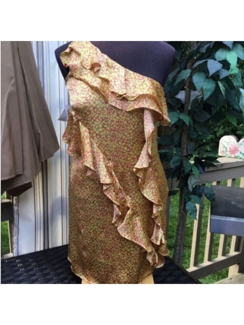 Collective Concepts one shoulder sleeve ruffle dress Womans medium